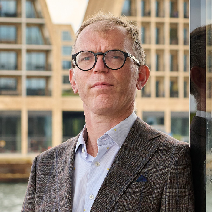 Portrætbillede af Mikkel Høegh der er boligøkonom i Jyske Bank og underviser hos Danske Udlejere